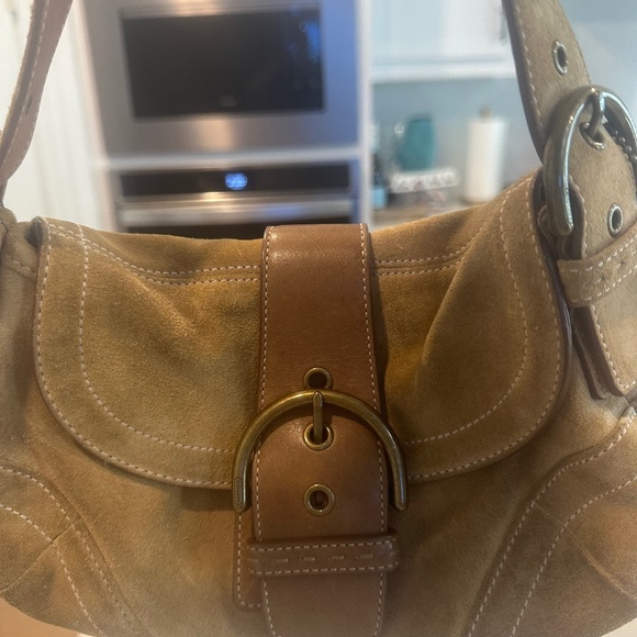 Coach Handbag - Picture 1 of 5